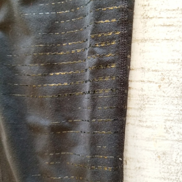 Athleta Black Crop Leggings Stripe Side - Picture 6 of 8